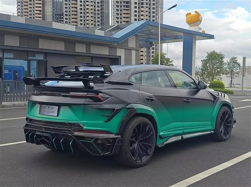 MSY Style Dry Carbon Fiber Body Kit Rear Spoiler Rear Wing for Lambo URUS S 2022